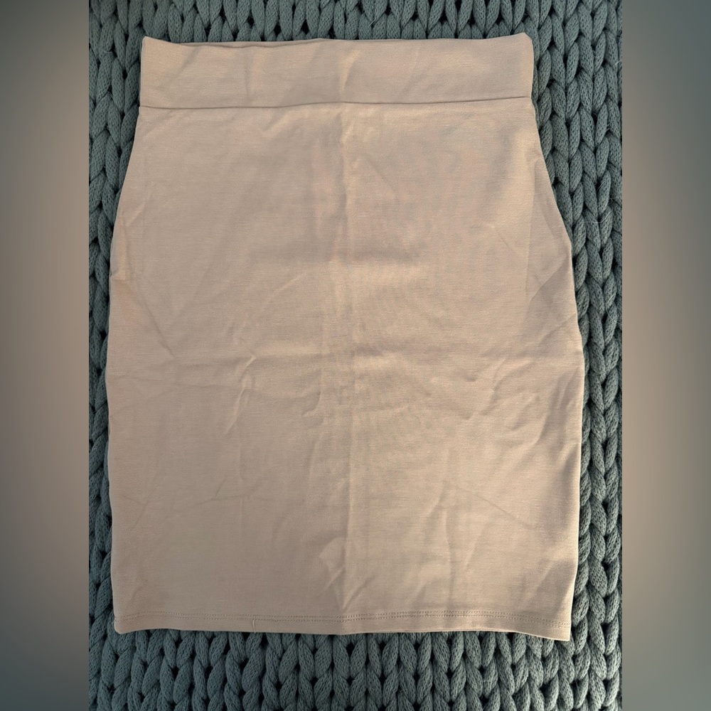 24/7 Comfort Apparel Beige Pencil Skirt